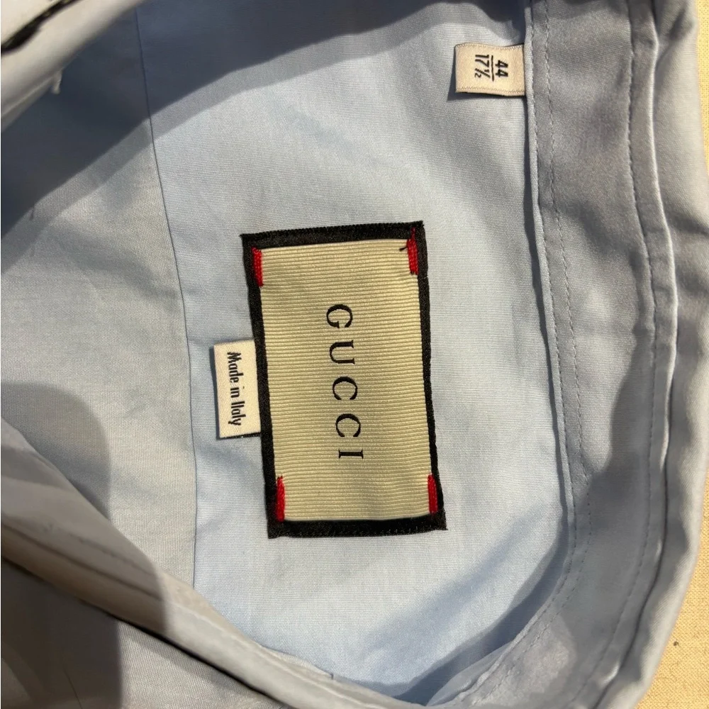 Gucci embroidered tiger collar - only worn once Size 17-1/2 (44)